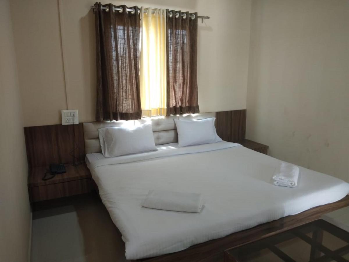Hotel Krishna Exotica Ahmednagar Eksteriør billede